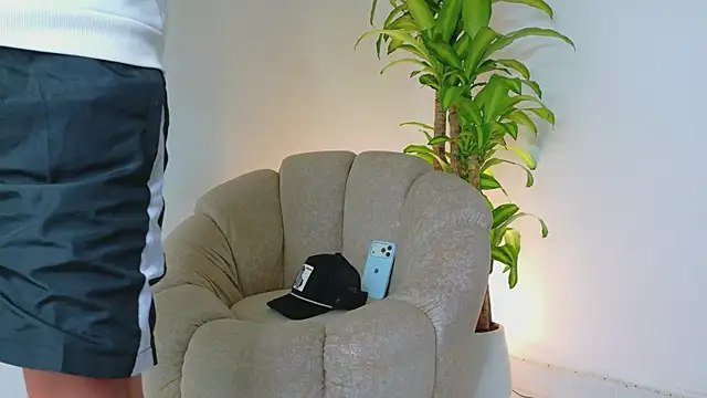 Snapshot of Axel_Cody_ chatting on May 2026 01:53:01 PM Axel Cody online show from May 2026 01:53:01 PM