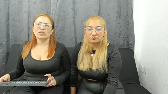 Snapshot of lesb_milf chatting on February 2025 05:19:02 PM lesb milf online show from February 2025 05:19:02 PM