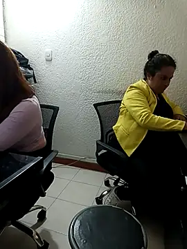 Snapshot of lesb_milf chatting on October 2025 10:21:02 PM lesb milf online show from October 2025 10:21:02 PM
