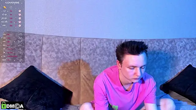 Logan mett online show from November 2025 07:52:02 PM