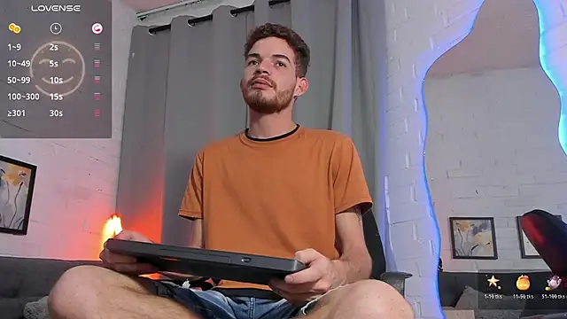 Snapshot of MATEO_HUNTER chatting on November 2025 12:03:02 AM MATEO HUNTER online show from November 2025 12:03:02 AM