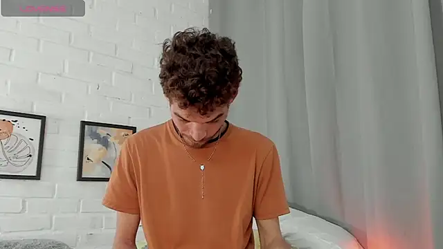 Snapshot of MATEO_HUNTER chatting on January 2026 03:16:01 PM MATEO HUNTER online show from January 2026 03:16:01 PM