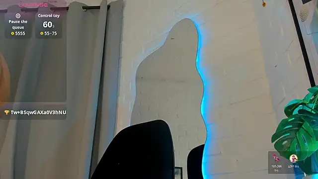 Snapshot of MATEO_HUNTER chatting on February 2026 12:55:01 PM MATEO HUNTER online show from February 2026 12:55:01 PM