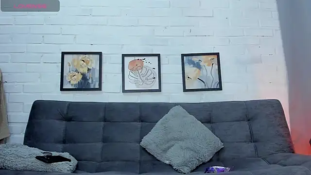 Snapshot of MATEO_HUNTER chatting on December 2025 03:49:02 AM MATEO HUNTER online show from December 2025 03:49:02 AM