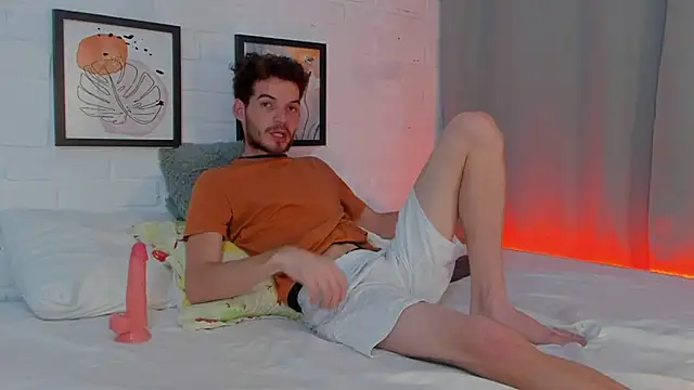 Snapshot of MATEO_HUNTER chatting on January 2026 01:53:02 AM MATEO HUNTER online show from January 2026 01:53:02 AM