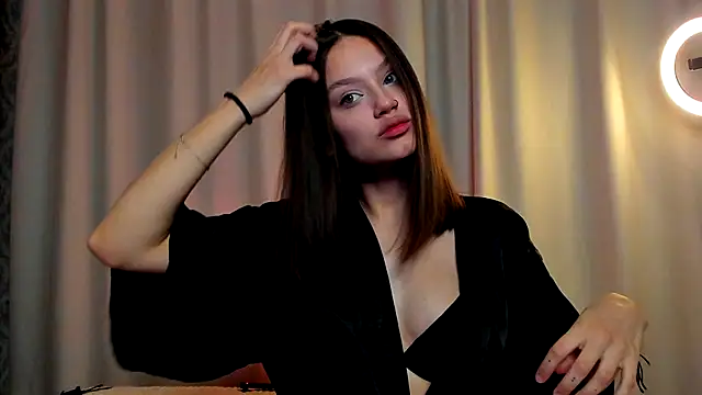 Snapshot of -CamillaStar- chatting on October 2025 04:28:01 PM -CamillaStar- online show from October 2025 04:28:01 PM