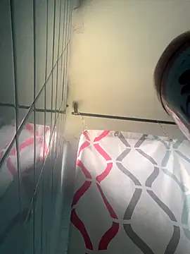 Zoe fire online show from November 2025 11:58:01 AM