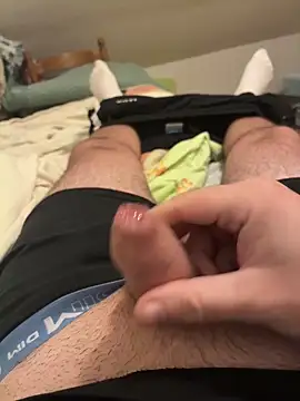 Snapshot of creamydeluxe chatting on October 2025 05:24:01 PM creamydeluxe online show from October 2025 05:24:01 PM