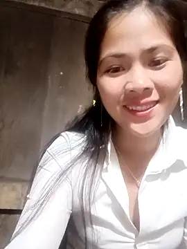 Lyssa-a online show from November 2025 01:21:02 AM