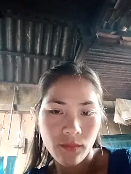 Lyssa-a online show from November 2025 06:39:02 AM