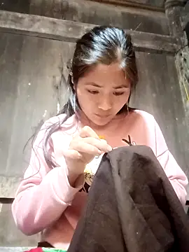 Lyssa-a online show from March 2026 02:04:02 AM