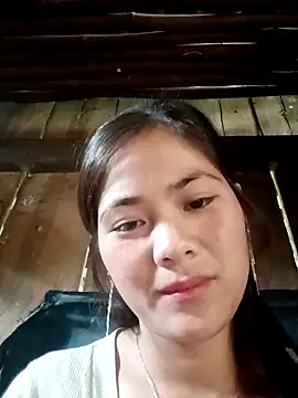 Lyssa-a online show from October 2025 04:33:01 AM