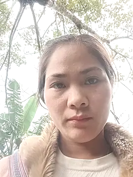 Lyssa-a online show from November 2025 05:41:02 AM