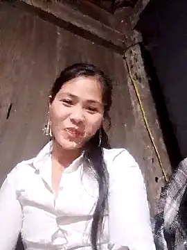 Snapshot of Lyssa-a chatting on February 2026 01:07:01 PM Lyssa-a online show from February 2026 01:07:01 PM