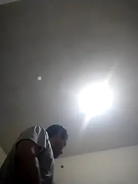 Snapshot of checheludo23 chatting on February 2026 04:25:02 AM checheludo23 online show from February 2026 04:25:02 AM