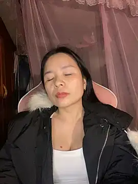 Listen-ly online show from December 2025 02:55:01 PM