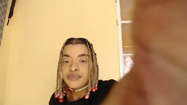 fifiqueen25 online show from December 2025 01:13:02 PM