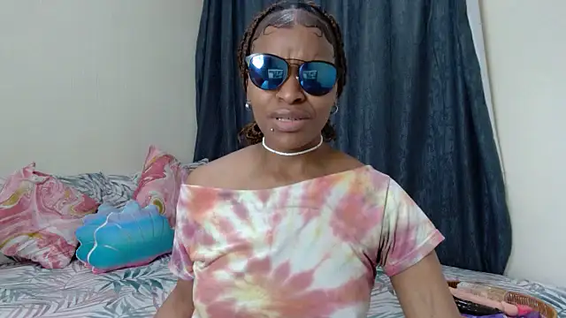 fifiqueen25 online show from March 2026 07:09:02 AM