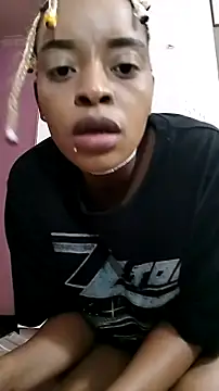 fifiqueen25 online show from December 2025 10:39:02 AM