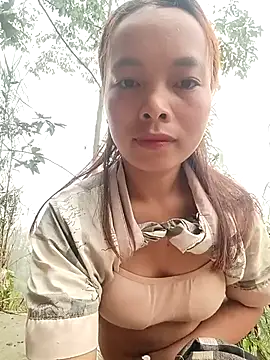 Nguyet2k4 online show from April 2026 11:33:02 PM