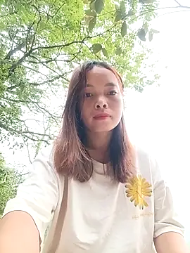 Nguyet2k4 online show from April 2026 11:21:01 PM