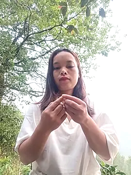 Nguyet2k4 online show from April 2026 11:07:02 PM