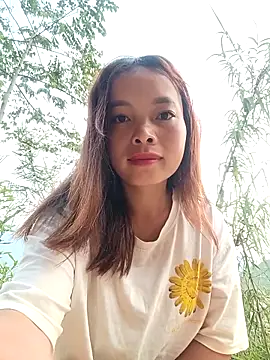 Nguyet2k4 online show from April 2026 11:11:01 PM