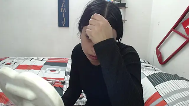 Snapshot of Lya_Hall_ chatting on February 2026 08:28:01 PM Lya Hall online show from February 2026 08:28:01 PM