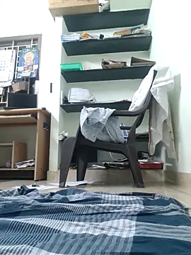 Snapshot of Vickyins480000 chatting on February 2026 05:45:02 PM Vickyins480000 online show from February 2026 05:45:02 PM