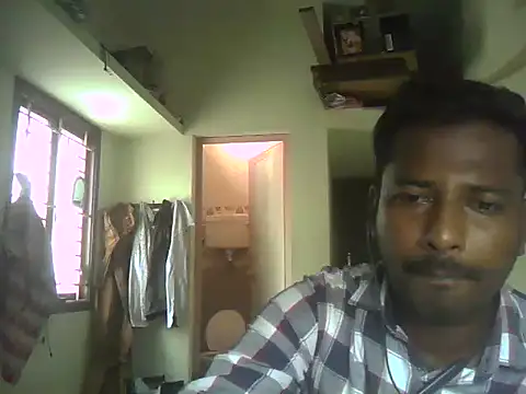 Snapshot of Vickyins480000 chatting on November 2025 06:17:01 AM Vickyins480000 online show from November 2025 06:17:01 AM