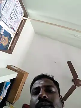 Snapshot of Vickyins480000 chatting on February 2026 05:51:01 AM Vickyins480000 online show from February 2026 05:51:01 AM