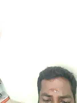 Snapshot of Vickyins480000 chatting on February 2026 08:46:01 AM Vickyins480000 online show from February 2026 08:46:01 AM