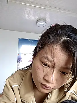 nghi-xinh online show from October 2025 04:05:02 AM