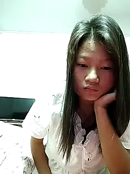 nghi-xinh online show from October 2025 01:41:02 PM