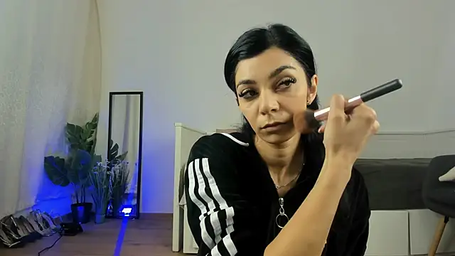 ReneeVoss online show from March 2026 03:47:02 AM