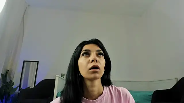 ReneeVoss online show from April 2026 02:46:01 AM