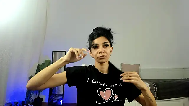 ReneeVoss online show from March 2026 03:54:01 AM