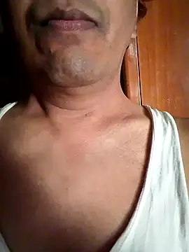 Snapshot of svk_05 chatting on October 2025 10:46:01 AM svk 05 online show from October 2025 10:46:01 AM