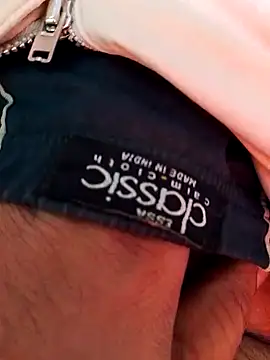 Snapshot of svk_05 chatting on November 2025 06:24:01 AM svk 05 online show from November 2025 06:24:01 AM