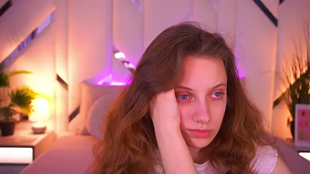 CuteeFoxy online show from March 2026 01:25:01 PM