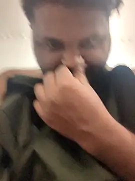 Snapshot of Akki19989 chatting on November 2025 07:39:01 PM Akki19989 online show from November 2025 07:39:01 PM