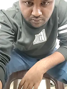 Snapshot of Akki19989 chatting on November 2025 08:14:01 PM Akki19989 online show from November 2025 08:14:01 PM