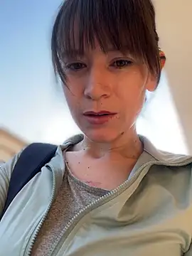 AlanaRius18 online show from March 2026 04:22:02 PM