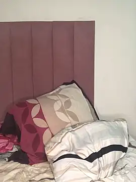 Snapshot of Bubbles156 chatting on March 2026 06:31:02 PM Bubbles156 online show from March 2026 06:31:02 PM