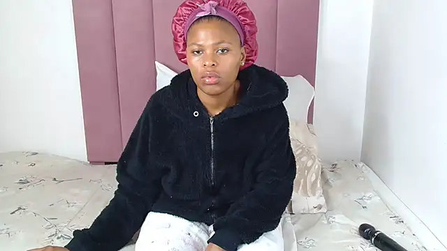 Snapshot of Bubbles156 chatting on November 2025 04:50:01 AM Bubbles156 online show from November 2025 04:50:01 AM