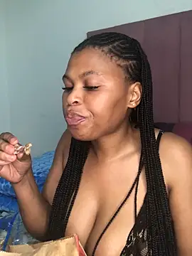 Snapshot of Bubbles156 chatting on March 2026 07:02:02 PM Bubbles156 online show from March 2026 07:02:02 PM