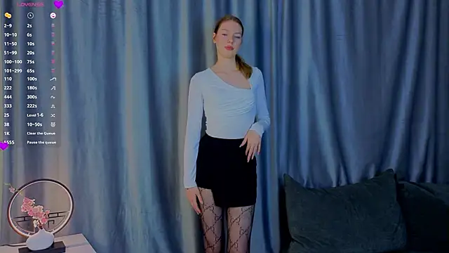 Erosyne online show from March 2026 05:19:01 PM