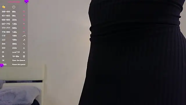 Erosyne online show from March 2026 05:17:02 PM