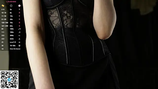 Erosyne online show from May 2026 05:29:02 PM
