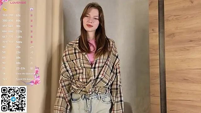 Erosyne online show from November 2025 05:13:02 PM